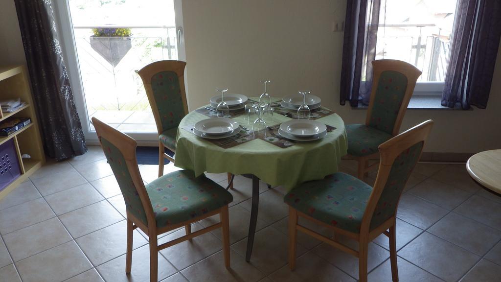 Haus Sonja Apartment Adenau Ruang foto